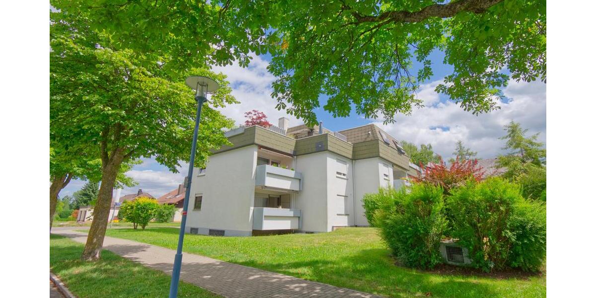 Gepflegte 3,5-Zimmer-Erdgeschosswohnung in Toplage von Bad Dürrheim – nur 3 Minuten vom Salinensee entfernt 3.5 zimmer