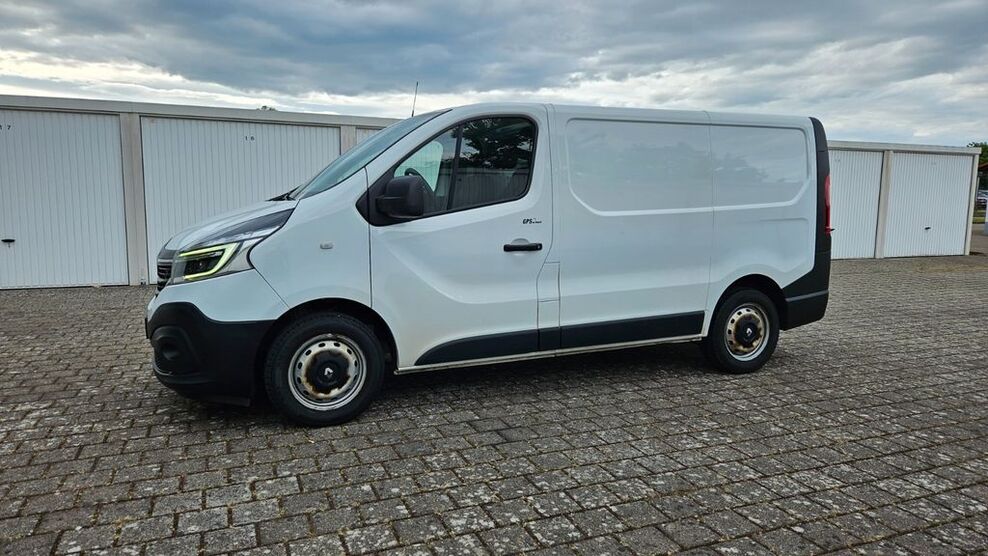 Renault Trafic 172.000 km 11.500 € Kenzingen 79341