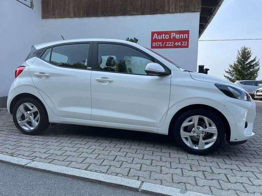 i10