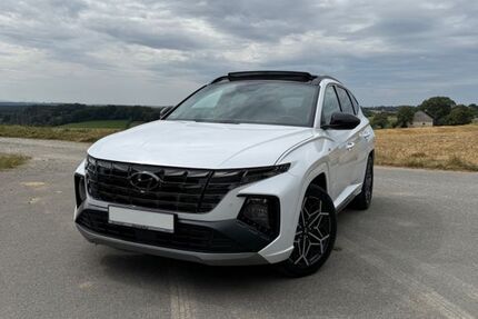 Hyundai TUCSON 42.000 km 30.890 &euro; Höxter 37671