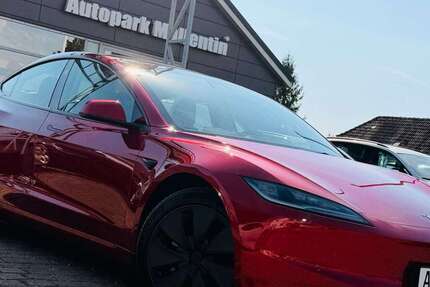 Tesla Model 3 20.000 km 44.987 &euro; Mallentin bei Lübeck(B105) 23936