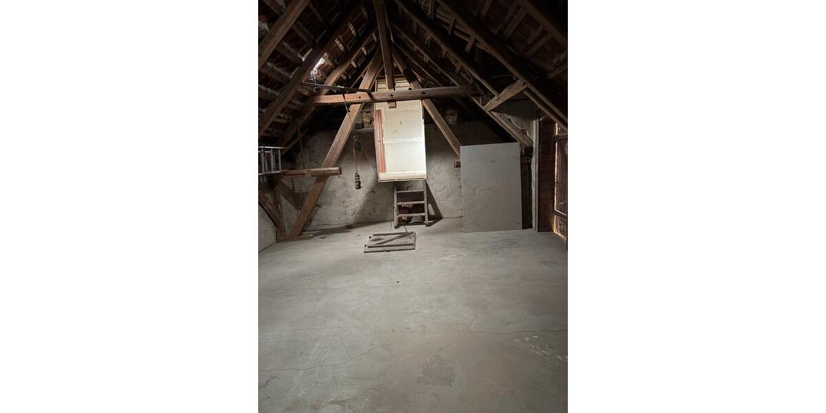 Einfamilienhaus Nordsehl - 8 Zimmer, 180 m&sup2;, 248.000&euro; | Angebot:26987998