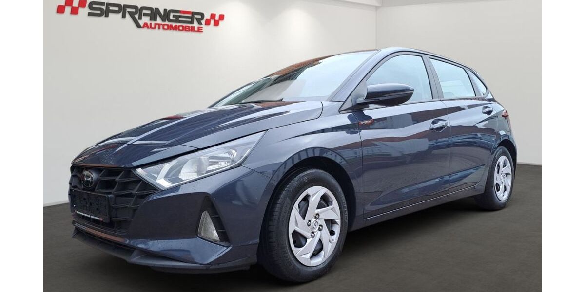Hyundai i20 28.368 km 15.850 &euro; Calden - Westuffeln 34379