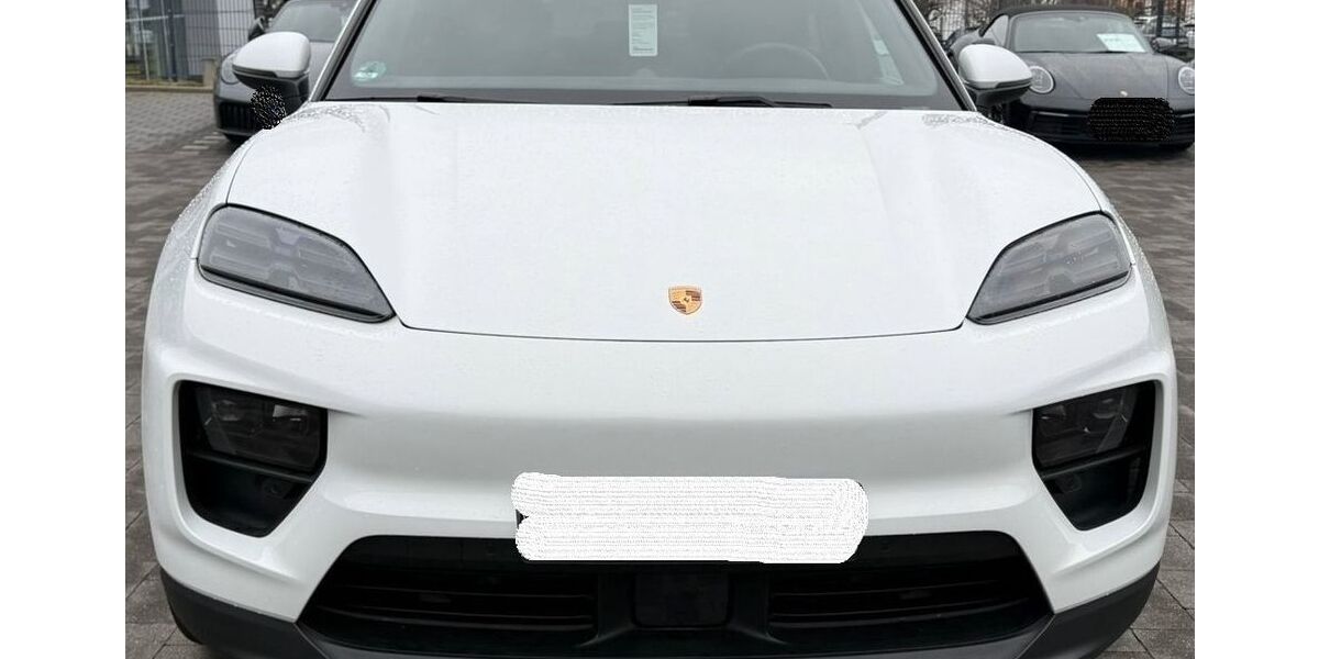 Porsche Macan 9.950 km 77.999 &euro; Stuttgart 70499