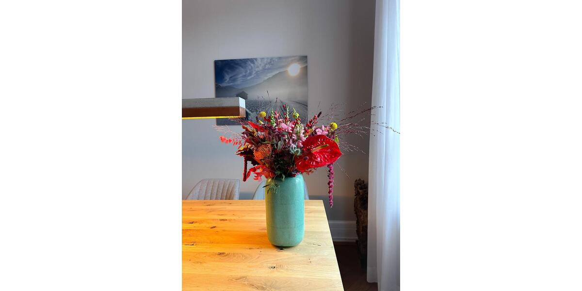 Westend-Juwel in Bestlage: Lichtdurchfluteter, kernsanierter Altbau mit Kamin, Stuckdecken, etc. 4 zimmer