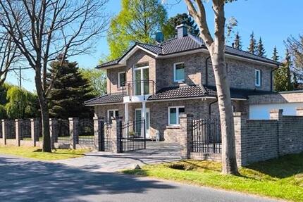 Exklusive Toskana-Stadtvilla in Leer mit traumhaftem Garten 5 zimmer