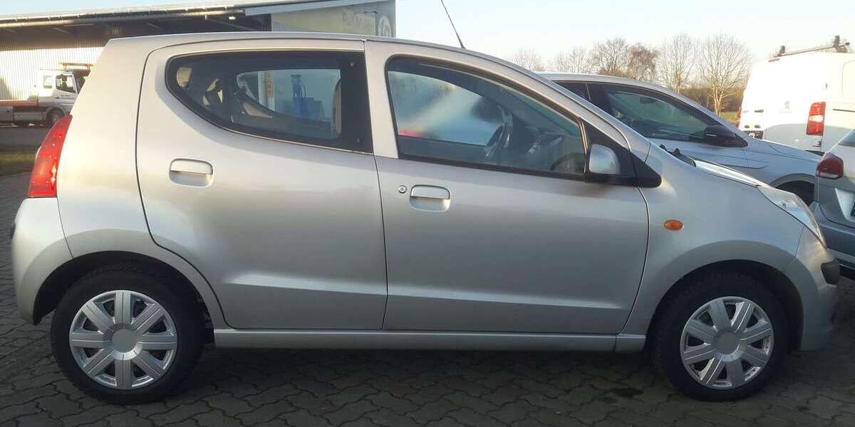 Nissan Pixo 115.000 km 3.590 &euro; Ahlerstedt 21702