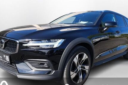 Volvo V60 Cross Country 86.200 km 29.990 &euro; Lohr 97816