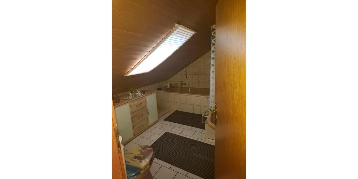 Einfamilienhaus Horn-Bad Meinberg Bad Meinberg - 7 Zimmer, 170 m&sup2;, 279.000&euro; | Angebot:25994810