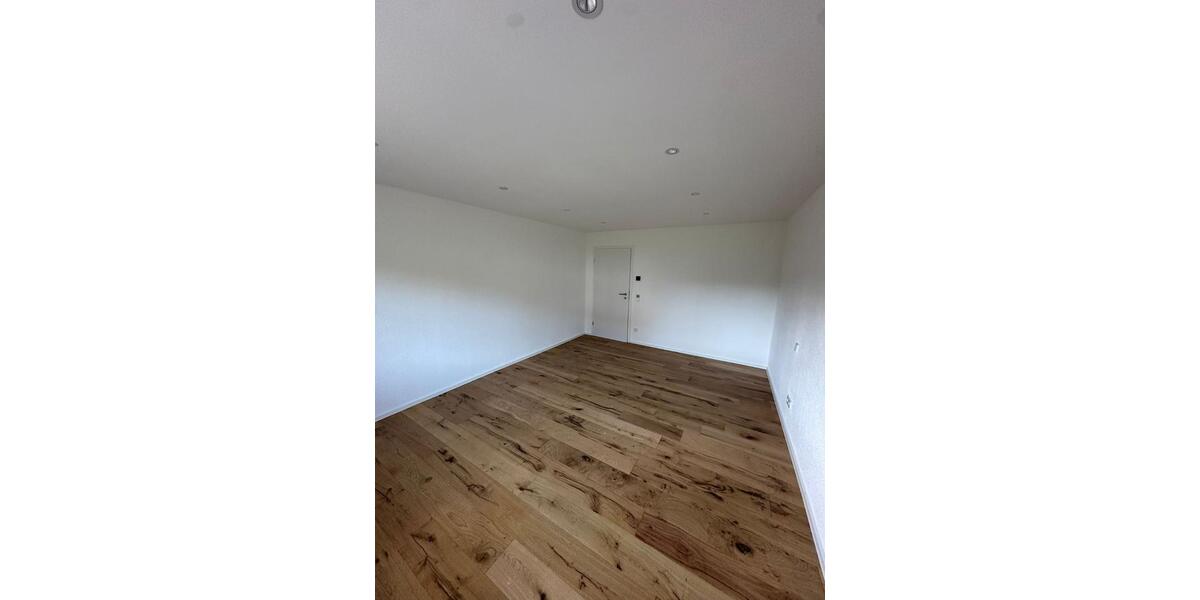 Erstbezug nach Sanierung: Moderne 3-Zi.-Wohnung mit Garten 3 zimmer