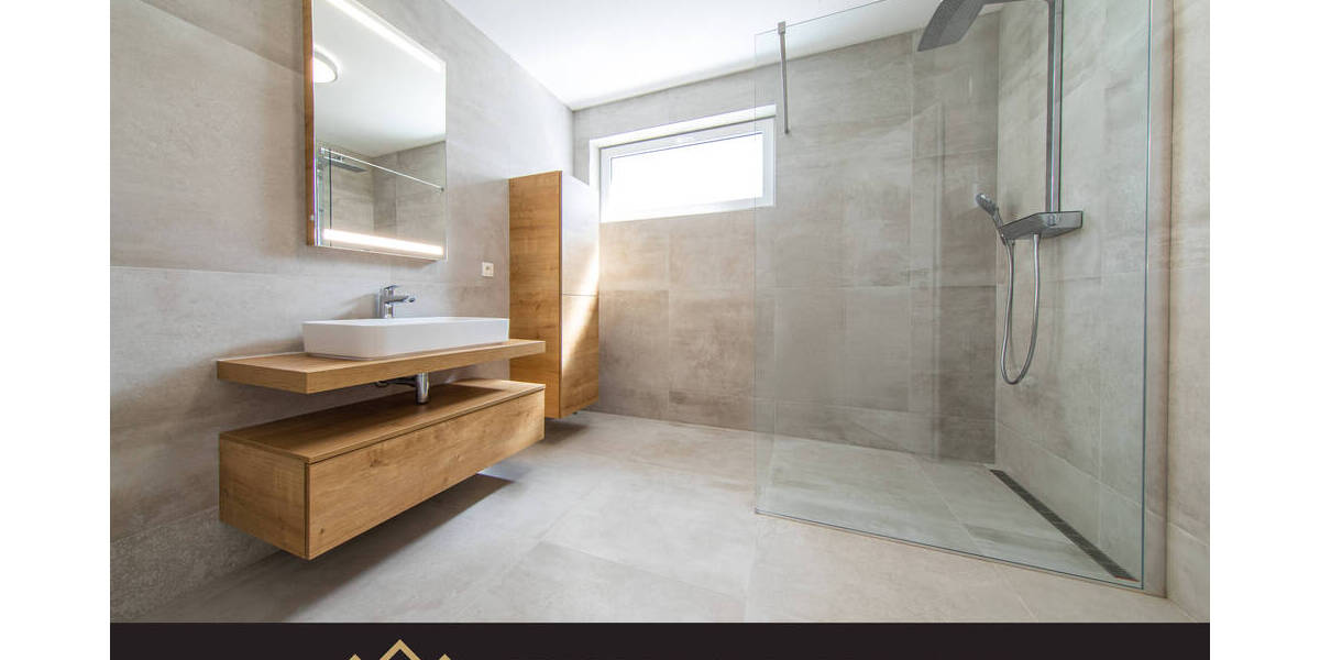 Wunderschöne Etagenwohnung I 4 Zi mit Balkon I Gehobene & moderne Ausstattung 4 zimmer