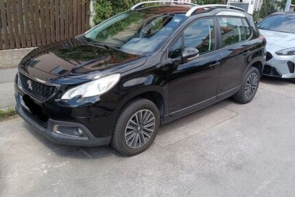 Peugeot 2008 122.800 km 4.200 &euro; München 80809