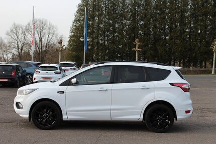 Ford Kuga 50.000 km 17.490 &euro; Speicher 54662