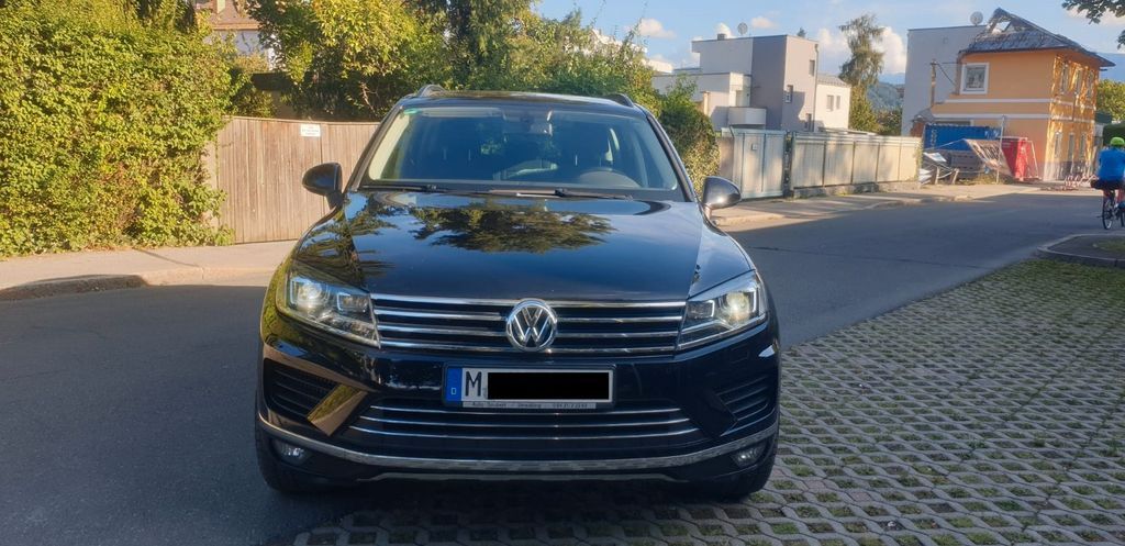 VW Touareg 139.500 km 17.600 € München 81825