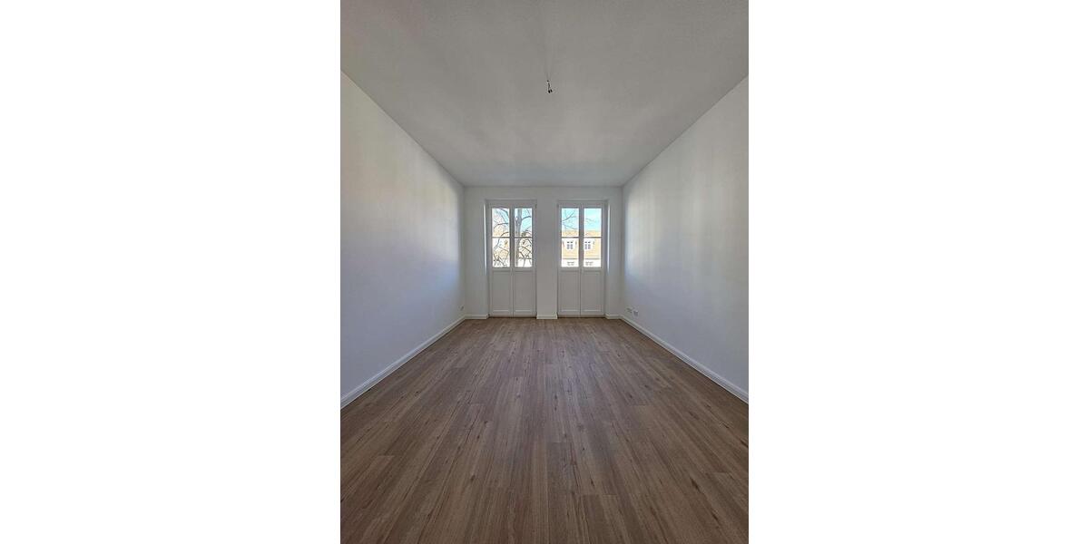 Etagenwohnung Bad Freienwalde (Oder) - 2 Zimmer, 90 m&sup2;, 1.081&euro; | Angebot:26335181