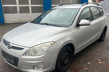 Hyundai i30 205.000 km 1.490 € Gummersbach 51645