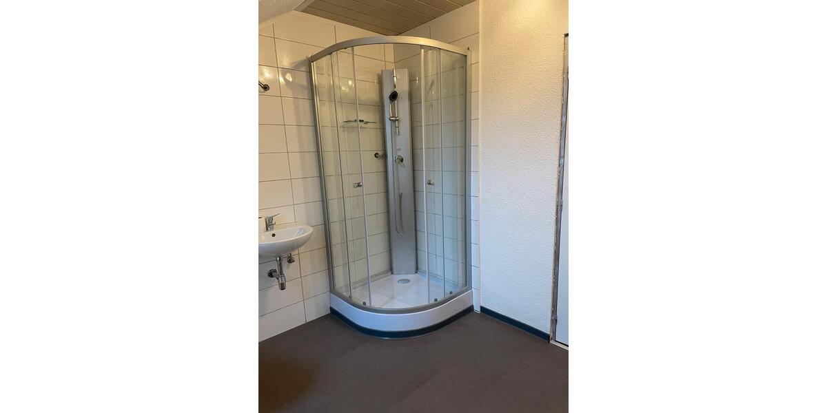 Dachgeschoßwohnung Sulzbach (Saar) - 2 Zimmer, 70 m&sup2;, 700&euro; | Angebot:26412260