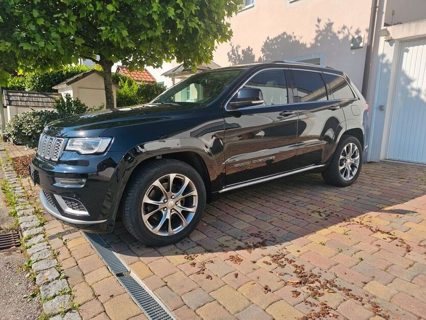 Grand Cherokee