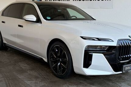 BMW i7 1.500 km 123.589 &euro; Erbach 64711