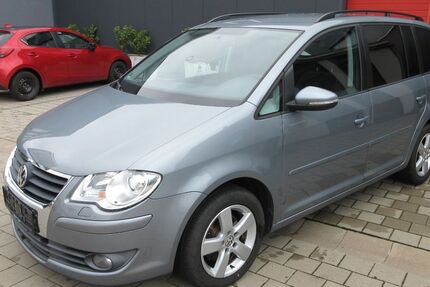 VW Touran 209.856 km 2.699 € Ingolstadt 85053