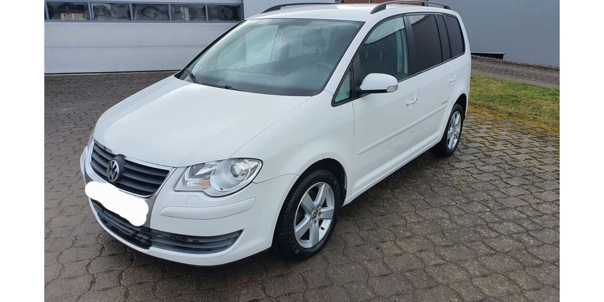 VW Touran 229.000 km 3.500 &euro; Barntrup 32683