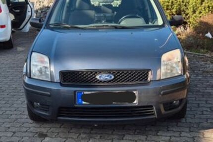 Ford Fusion 107.404 km 2.300 &euro; Lorch 73547