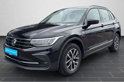 VW Tiguan 77.251 km 24.490 € Simmern 55469