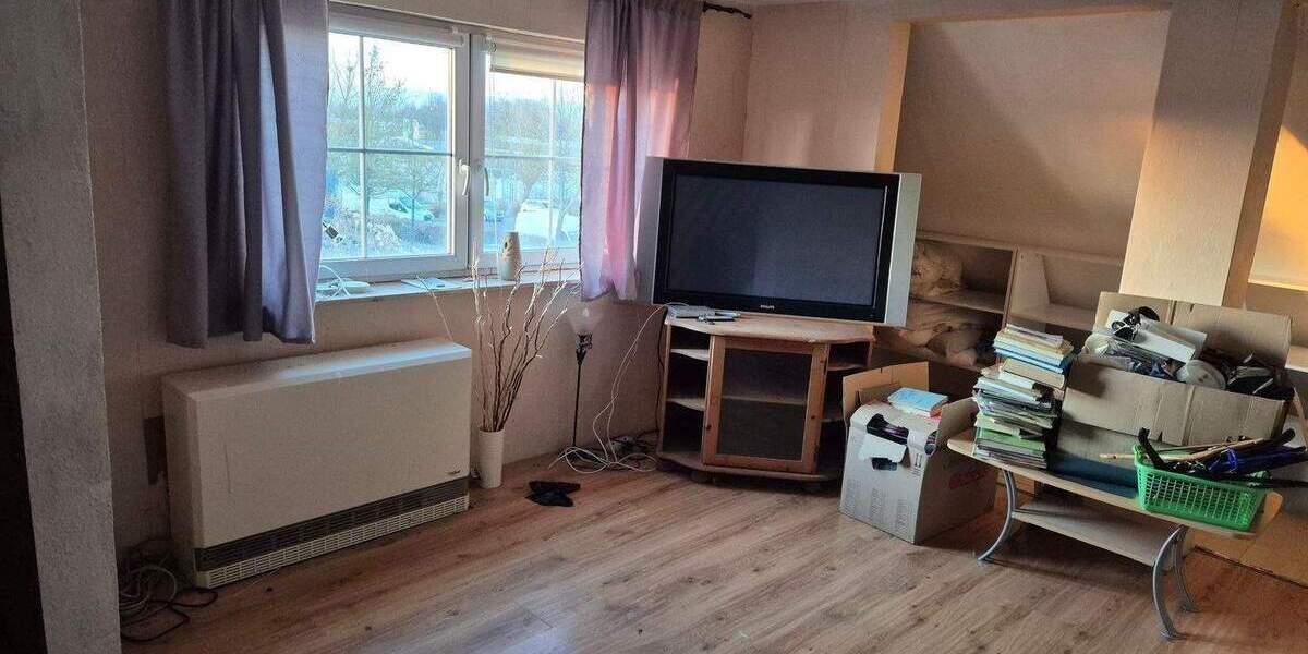 Wohnhaus mit großem Potenzial in Neubrandenburg 4 zimmer