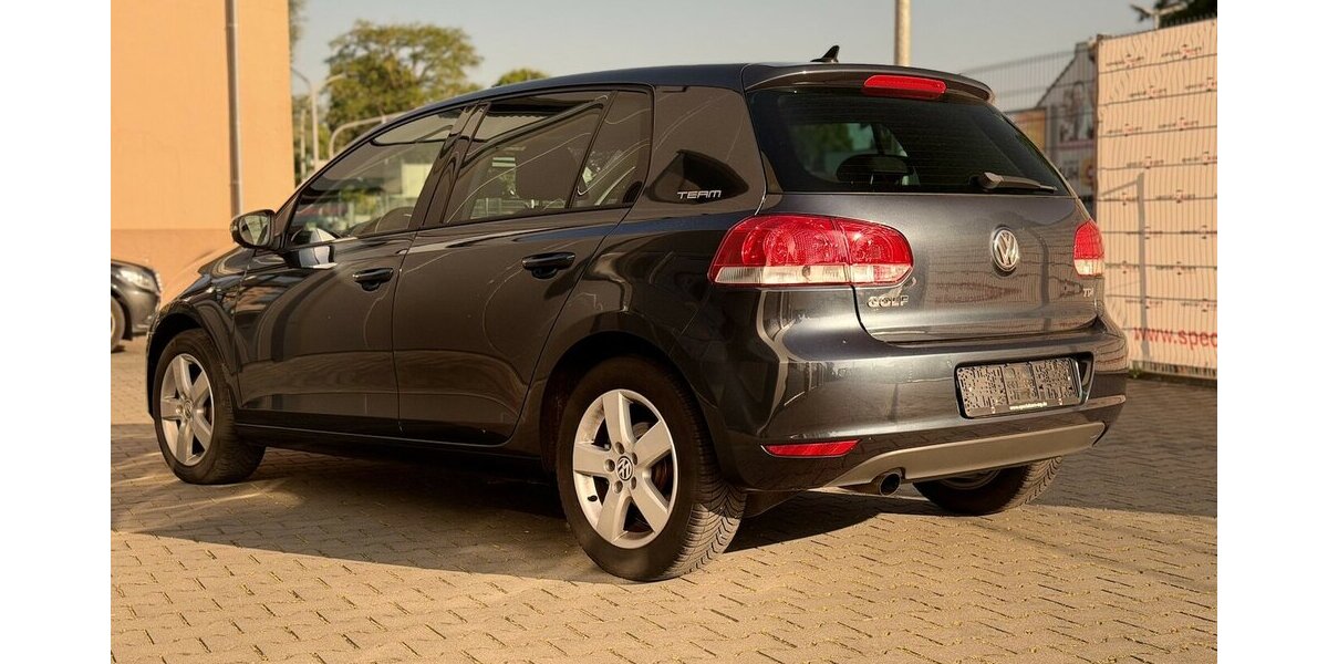 VW Golf ´Team´ / Automatik / Klima / Sitzheizung 100.000 km 9.900 &euro; Mönchengladbach 41066