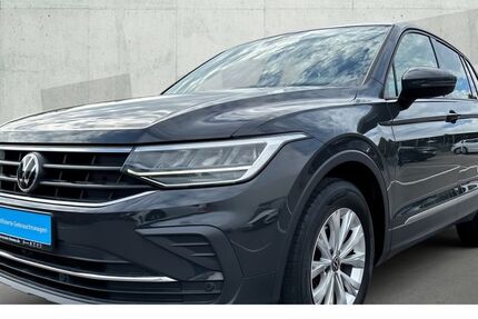 VW Tiguan 124.433 km 21.460 &euro; Borken 46325