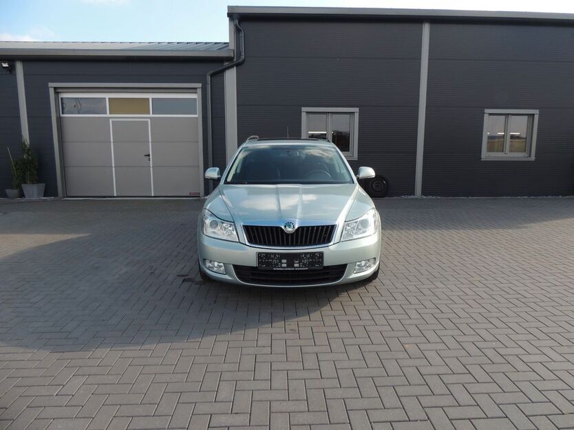 Skoda Octavia 157.421 km 4.400 € Hofgeismar 34369