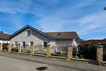 Haus Wurmlingen - 4.5 Zimmer, 150 m&sup2;, 689.000&euro; | Angebot:26777209
