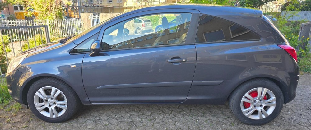Opel Corsa 210.000 km 3.499 € Würzburg 97070