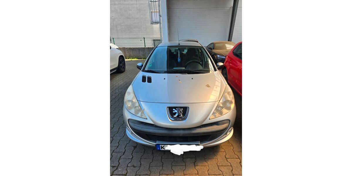 Peugeot 206 157.590 km 2.800 &euro; Gremberghoven 51149