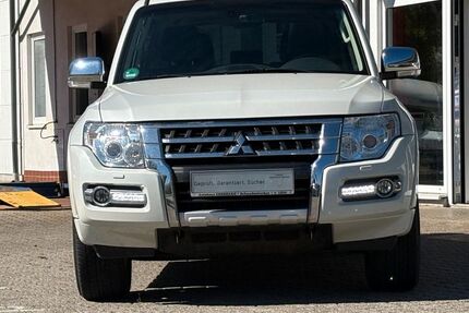Mitsubishi Pajero 73.200 km 30.900 &euro; Schwabmünchen 86830