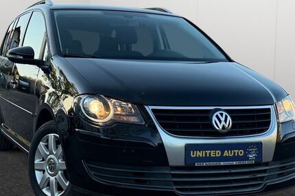VW Touran 108.000 km 7.950 &euro; Mainz-Kastel 55252