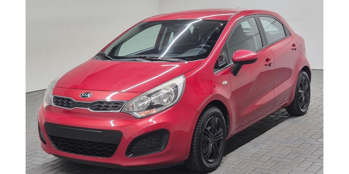 Kia Rio 288.540 km 2.980 &euro; Langenweddingen 39171