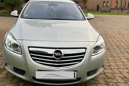 Opel Insignia 110.000 km 6.400 &euro; Bad Pyrmont 31812