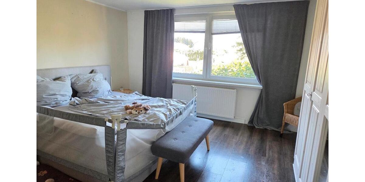 Doppelhaushälfte Güstrow - 10 Zimmer, 176 m&sup2;, 350.000&euro; | Angebot:26491758