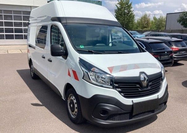 Renault Trafic 82.900 km 17.980 € Essen 45307