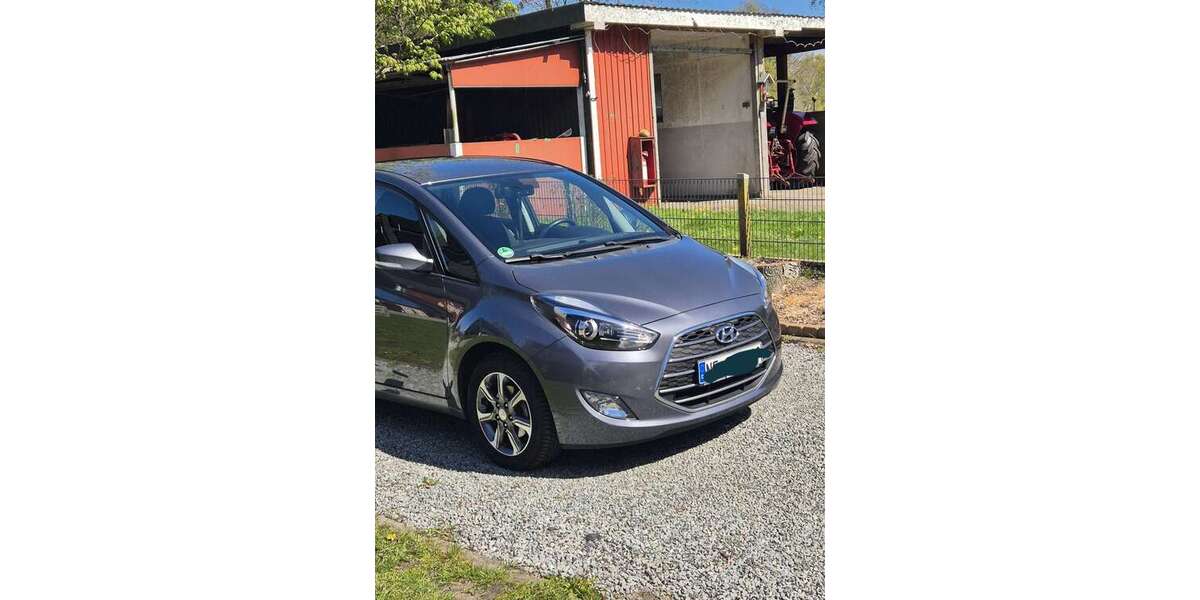 Hyundai iX20 39.500 km 12.500 &euro; Bordelum 25852