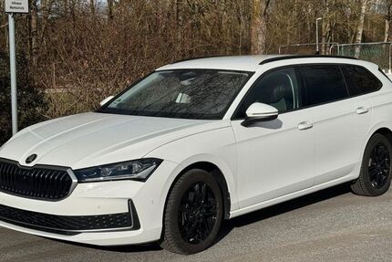 Skoda Superb 20.500 km 32.490 &euro; Regensburg 93051