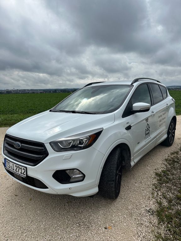 Ford Kuga 130.000 km 16.700 € Traunreut 83301
