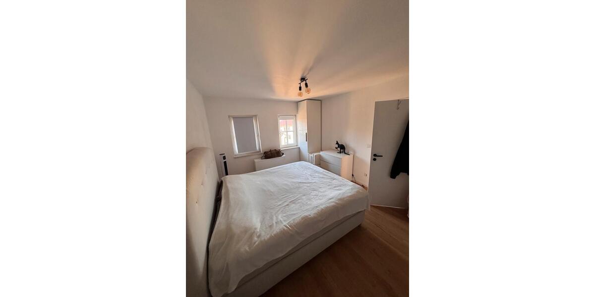 Dachgeschoßwohnung Ispringen - 4.5 Zimmer, 106 m&sup2;, 360.000&euro; | Angebot:25304743