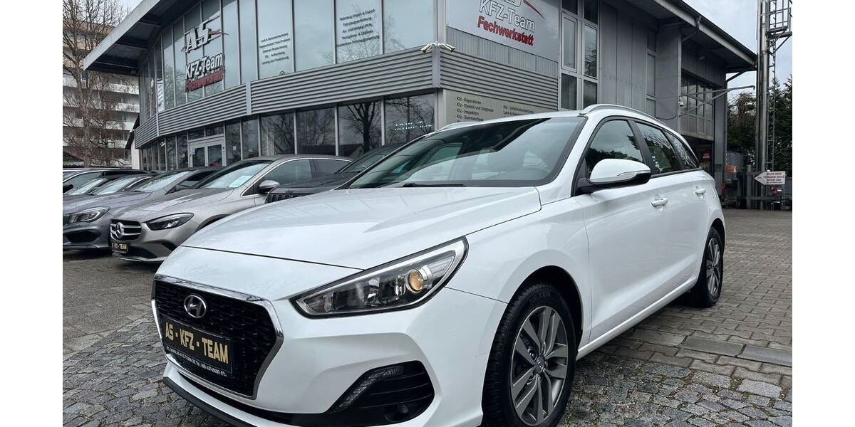 Hyundai i30 115.385 km 11.750 &euro; München - Trudering 81827