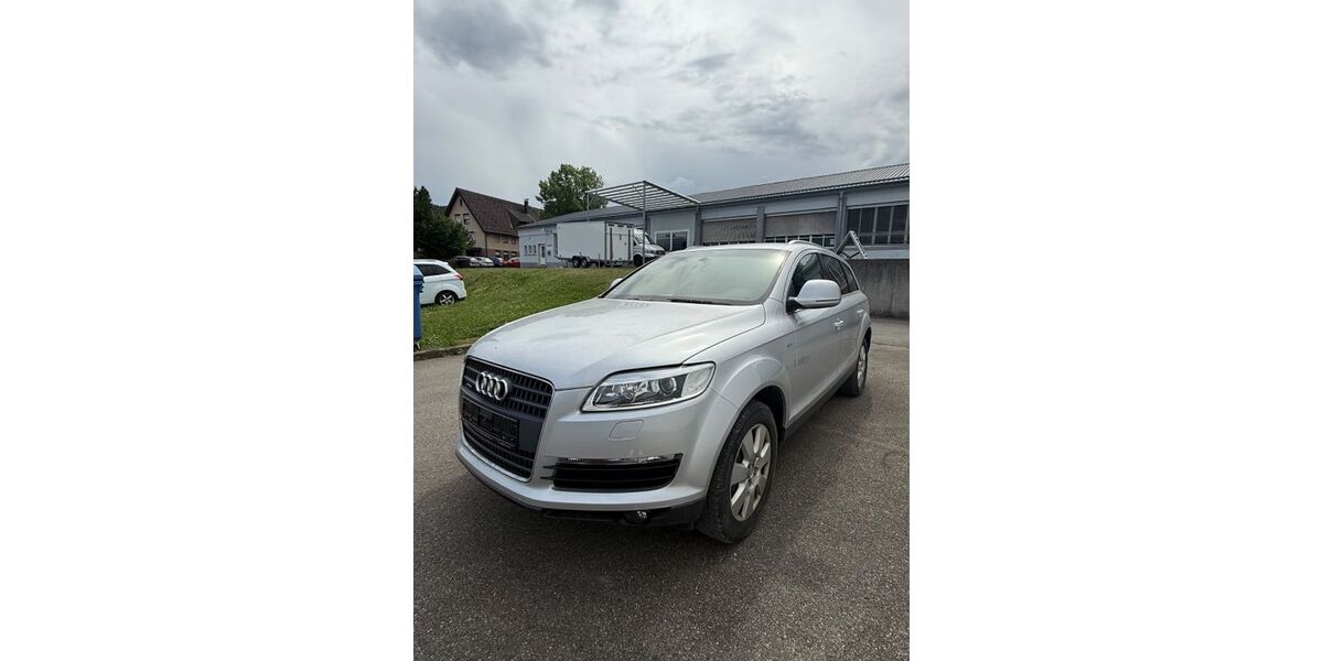 Audi Q7 195.000 km 8.500 &euro; Wehingen 78564