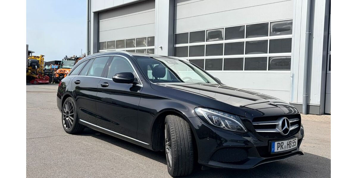 Mercedes-Benz C 220 351.890 km 9.580 &euro; Karstädt 19357
