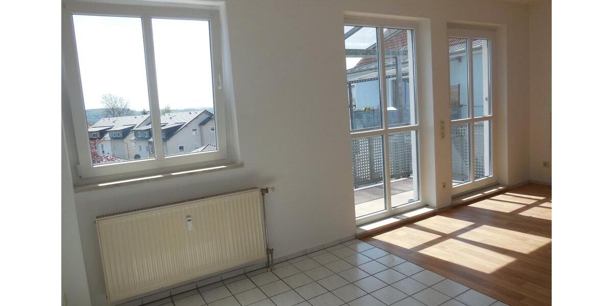 Dachgeschoßwohnung Freital - 1 Zimmer, 32 m&sup2;, 86.000&euro; | Angebot:26490827