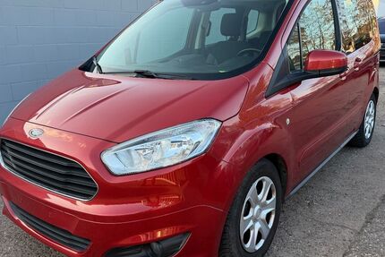 Ford Tourneo Courier 179.000 km 4.990 &euro; Saarlouis 66740