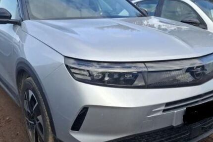 Opel Grandland (X) 27.664 km 25.480 &euro; Rüsselsheim 65428